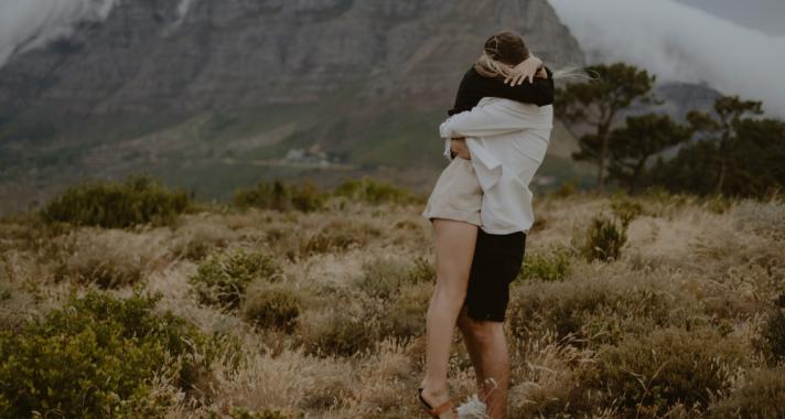 Amikor a férfias erő mellett ott van a gyengédség