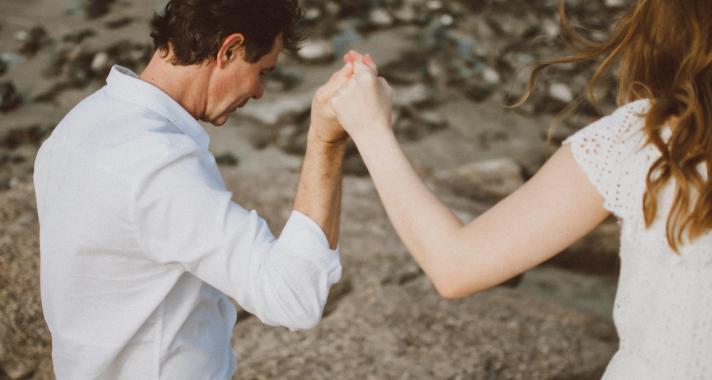 Szakértő: A párok több mint harmada alig kommunikál egymással