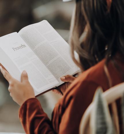 Ha nincs kiút kifelé, akkor csak befelé van