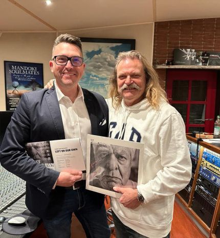 Ákosnak a tiszteletére rendezett filmes estet Leslie Mandoki