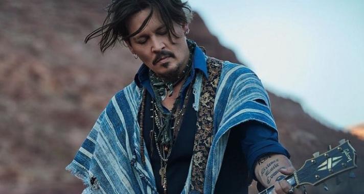 'Az emberek nem azért sírnak, mert gyengék, hanem azért, mert túl régóta erősek.' - Isten éltessen Johnny Deep