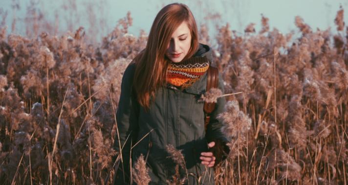 A nárcisztikus szülő letagadja a valóságot