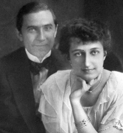 141 éve született Lugosi Béla – a Madame Tussauds Budapest is ünnepli Hollywood magyar sztárját