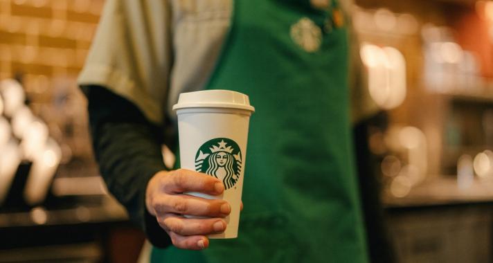 Első magyarországi autós kávézójának megnyitójára készül a Starbucks