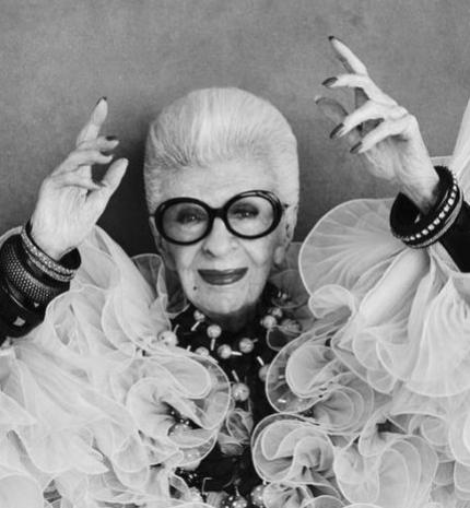 Az amerikai divatikon búcsúja: 102 és félévesen hunyt el Iris Apfel