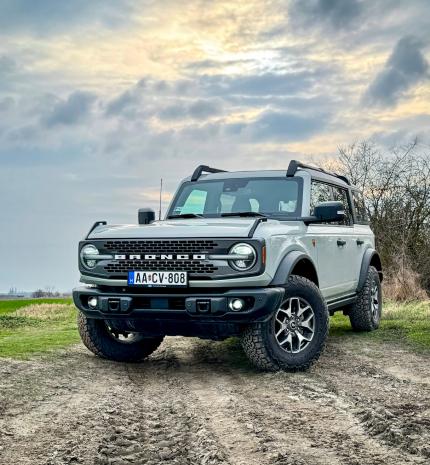 Zabolátlan - Ford Bronco Badlands
