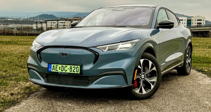 Versenyben, ár versenyben – Ford Mustang Mach-E Premium RWD
