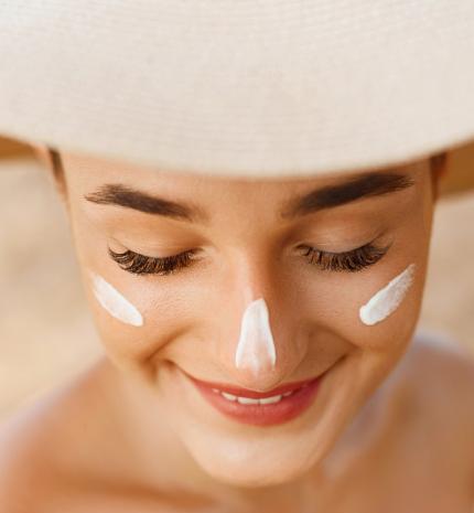 Helló nyár, helló napfény, helló fényvédelem!