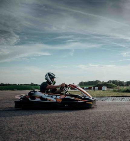 Szezonnyitó Gokart hétvége a Drivingcampen: Adrenalin és szórakozás Március 15-16.