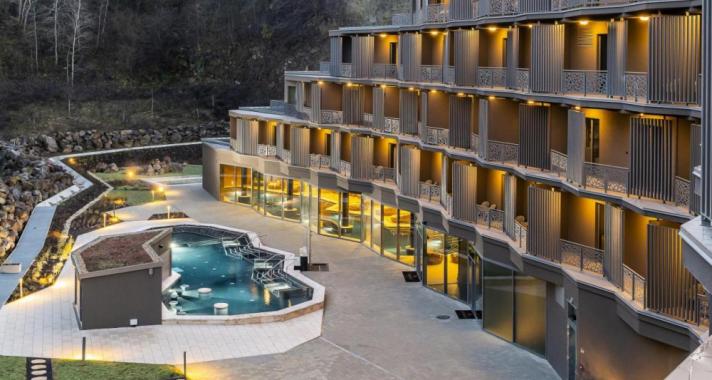 Kutyabarát programokkal hívja fel a felelős állattartásra a figyelmet a Minaro Hotel Tokaj MGallery