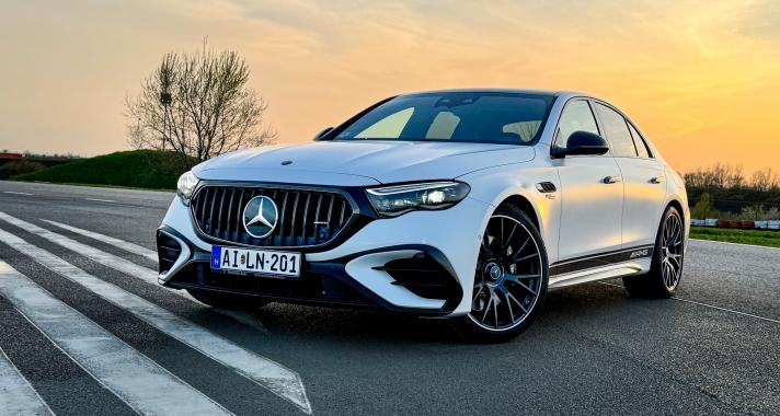 Kívánság halmazok legjobb metszete - Mercedes AMG  E 53 Turbo Hybrid Edition 1