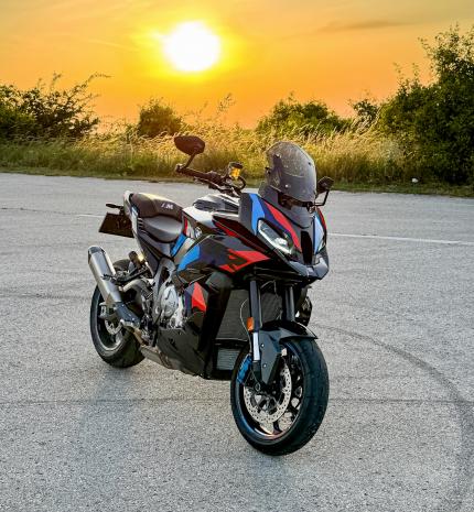 Autó & Motor - Ez már mindennek a teteje! – BMW M 1000 XR teszt