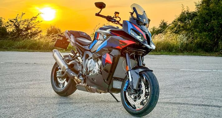 Ez már mindennek a teteje! – BMW M 1000 XR teszt