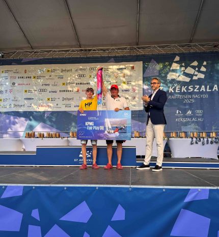 Stylenews - Királyék egyesített csapata, a Sponsi kapta az 57. Kékszalag KPMG Fair Play-díját