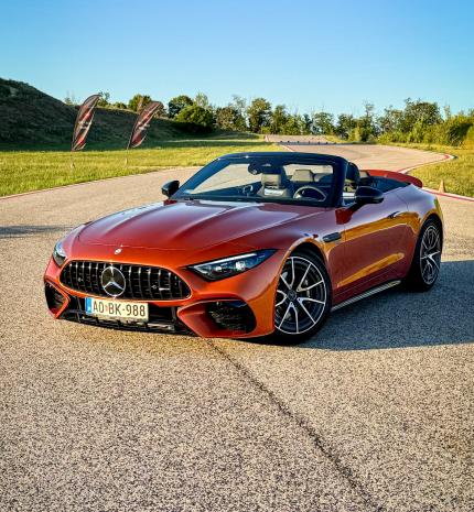 Mobility - Könnyű és Finom - Mercedes-AMG SL43
