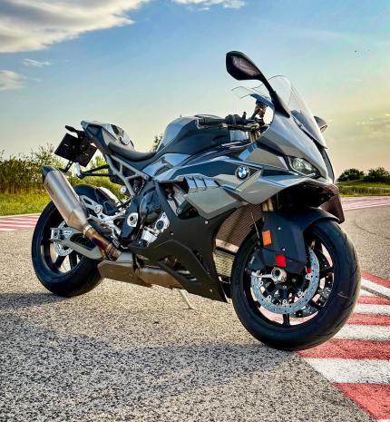 Autó & Motor - Predator 2, egy igazi ragadozó - BMW S1000RR 2025-ös frissítése