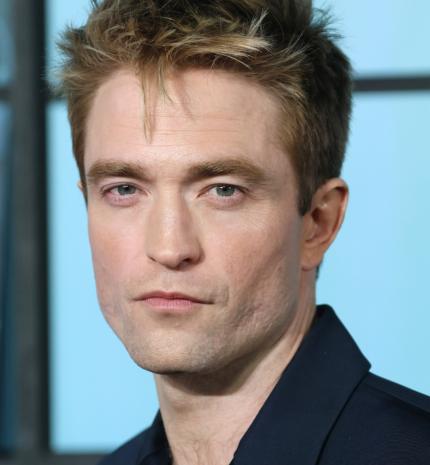 Stylenews - ROBERT PATTINSON AZ 1664 MÁRKANAGYKÖVETE LETT