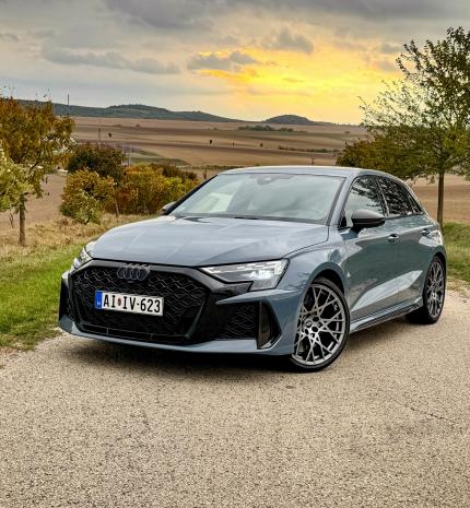 A dicsőséges rally múlt tovább él benne – Audi RS3