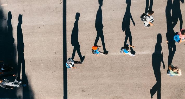 Bántalmazó társadalom