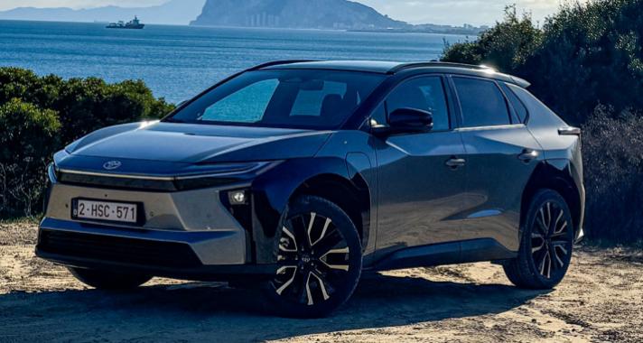 Elektromos forradalom a Gibraltár árnyékában - Dél-Andalúz kaland az új Toyota bZ4X-szel