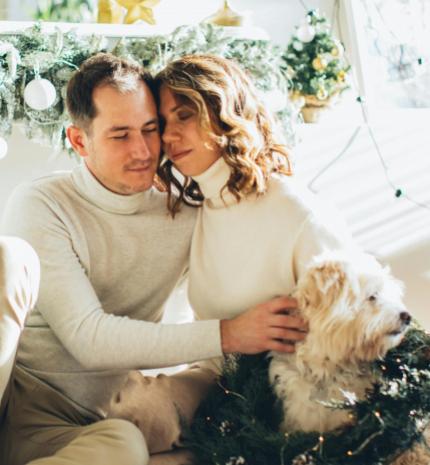 Miért épp az ünnepek idején törnek elő a régi érzések és kapcsolati minták?