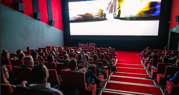 Különleges LED vetítéssel jön az Avatar folytatása Budapestre