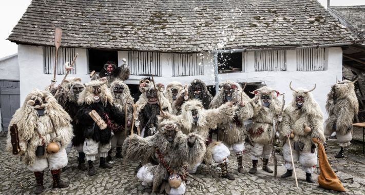 Ma is élő farsangi hagyományok Magyarországon: ezeken a mulatságokon részt venni hatalmas élmény!