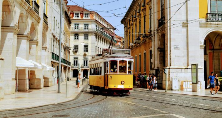Portugália olyan oldala, amiről a turistáknak sejtése sincs : Rejtélyes kutak, csontkápolnák és a sziklák közé zárt titkok