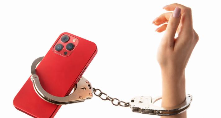 A dopamin-böjt: Tényleg boldogabb leszel, ha egy hétig kikapcsolod a telefonod? Kipróbáltuk.