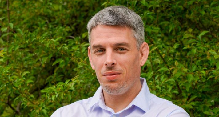 A jövő mozgásban dől el – Interjú a KIDEX alapítójával az egészségtudatos generációk titkáról