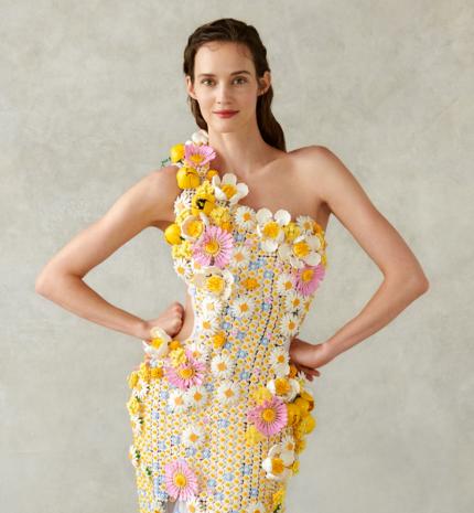 Stylelife - Virágos rét ihlette a magyar tervező LEGO® ruháját