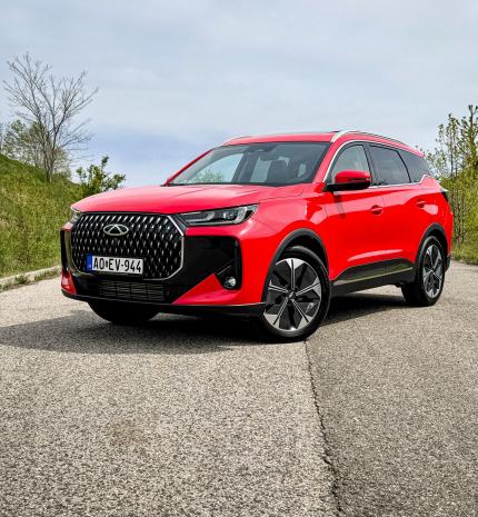 Keleti kényelem vagy racionális sikk? – CHERY Tiggo 4 vs. Tiggo 7 teszt
