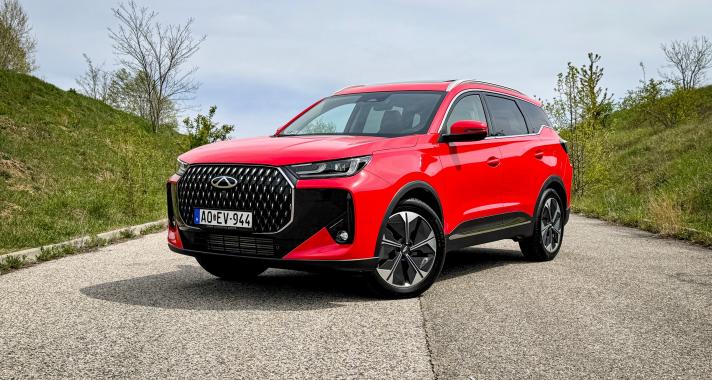 Keleti kényelem vagy racionális sikk? – CHERY Tiggo 4 vs. Tiggo 7 teszt