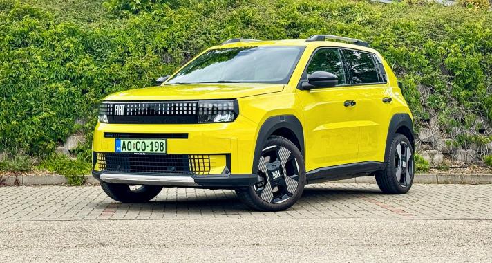 Menő városi kiegészítő vagy az új népautó? Teszteltük az elektromos Fiat Grande Pandát