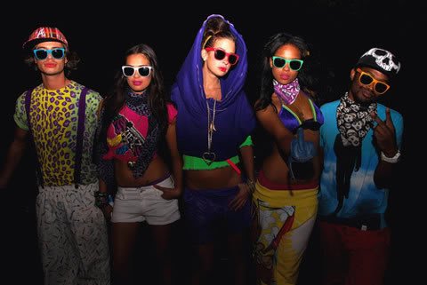 Neonparádé - Ez most komoly?