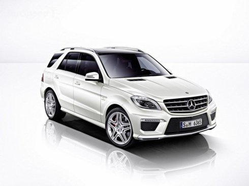 Íme a legújabb Mercedes-Benz ML63 AMG
