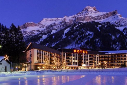 Svájc- Les Diablerets: síelj, majd kényelemben pihenj a csúcsok csúcsán!