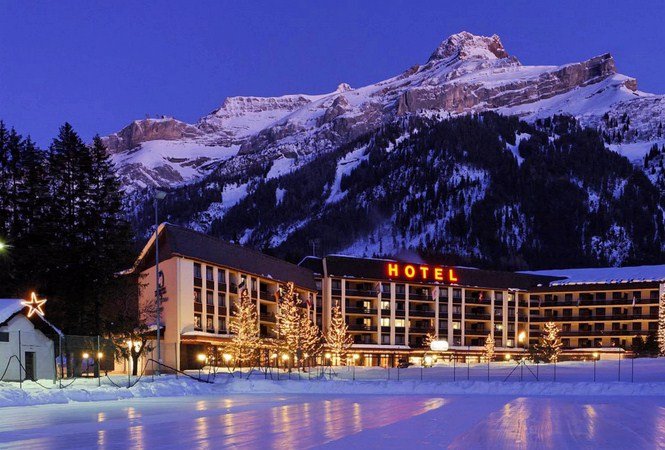 Svájc- Les Diablerets: síelj, majd kényelemben pihenj a csúcsok csúcsán!
