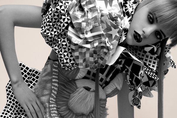 Ünnepi ruhakavalkád II. : Az extravagáns