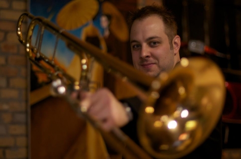 Otthonosan minden zenei korszakban - Chameleon Jazz Band interjú