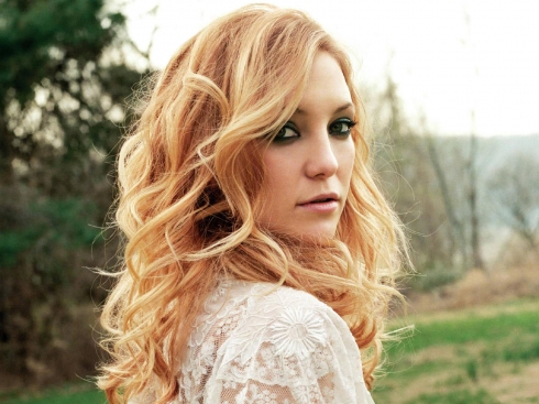 Csinálj magadnak sztárfrizurát!