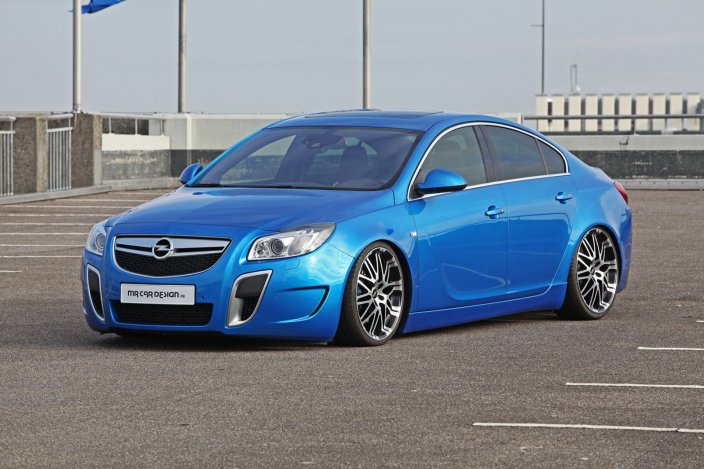 Mit művel 375 lóerővel az Opel Insignia OPC?