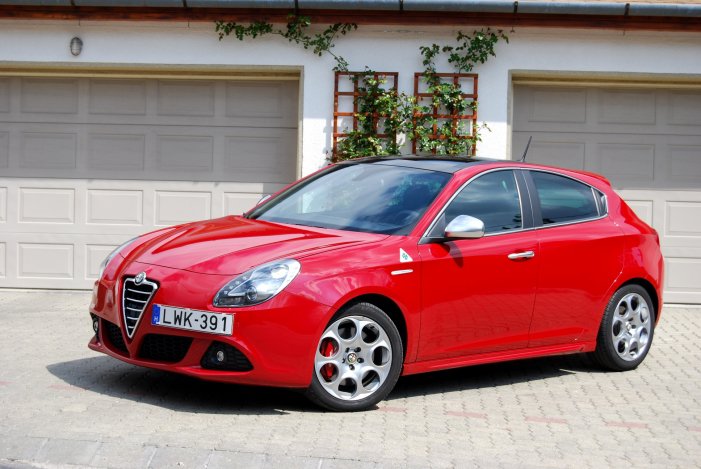 Teszt: Alfa Romeo Giulietta QV – Bűnre csábít