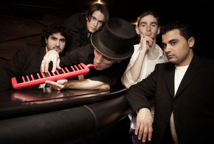 Maszkura és a Tücsökraj szerint a pesti nők