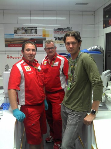 Megtankoltunk egy F1-es Ferrarit