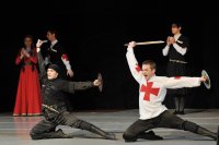 Maximum tradíció, zéró gravitáció - , divat, életmód, stílus