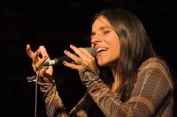 Gyönyörű nők, szenvedély és szépség a völgyben - , divat, életmód, stílus