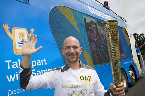 Vadon Jani is futott az olimpiai lánggal