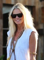 Augusztusi sztárszerkó - Divat & Stílus, divat, életmód, stílus