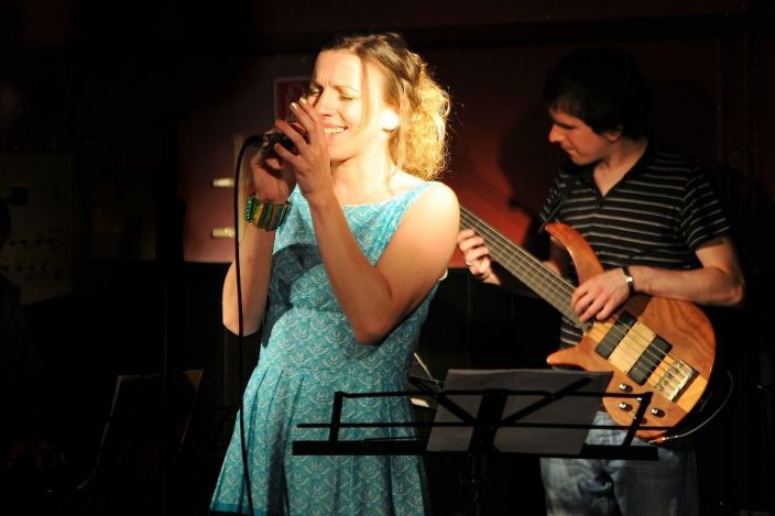 Oscar-díjas szerző dalai magyar lemezen